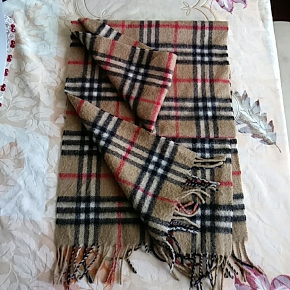 BURBERRY CASHMERE SCARF - Picture 4 of 5